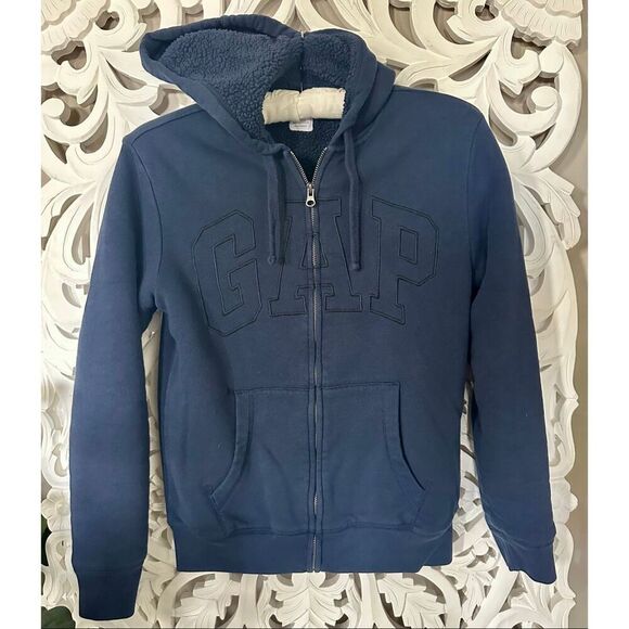 GAP Factory Men’s Sherpa-Lined Logo Hoodie - Picture 2 of 7